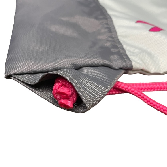 The North Face Sling Backpack - Picture 11 of 16